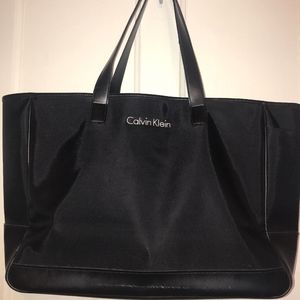 Pre-Owned Calvin Klein Black Nylon Large Tote